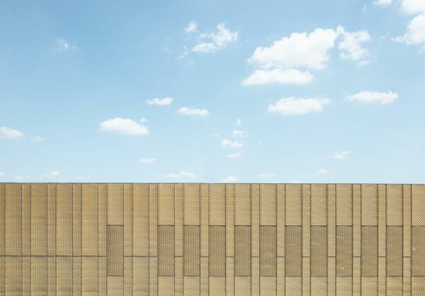 Eisenbahnbetriebszentrum von Scape Architecture bei Paris