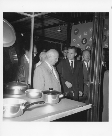 �The Kitchen Debate�, Nikita Chruschtschow und Richard Nixon auf der National American Exhibition in Moskau, 1959