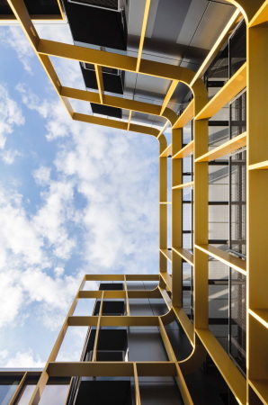 Zum Brohaus von kadawittfeldarchitektur in Berlin