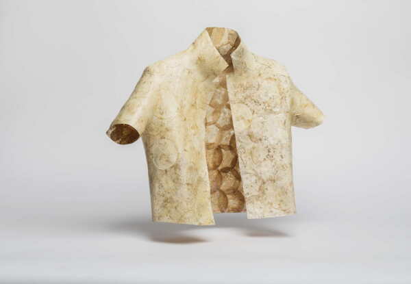 MycoTEX in Zusammenarbeit mit Karin Vlug, MycoTEX nahtlose Jacke