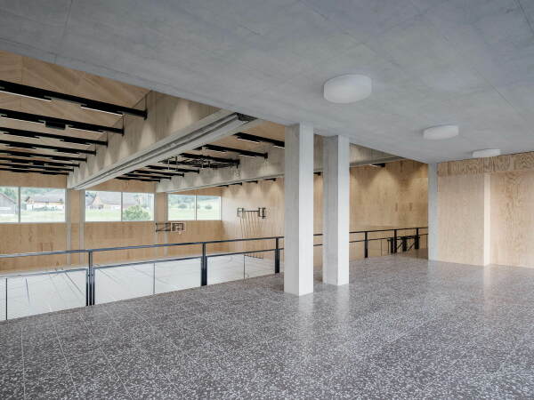 Sporthalle von soppelsa architekten