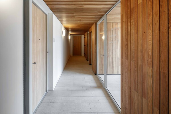 Terrassenhaus in Bloemdaal von XVW Architectuur