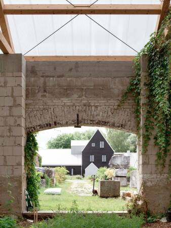 Ensemble in Stechlin von Heim Balp Architekten