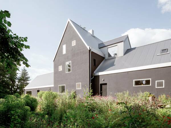 Ensemble in Stechlin von Heim Balp Architekten