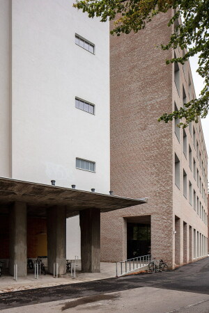 Universittsgebude in Helsinki von JKMM