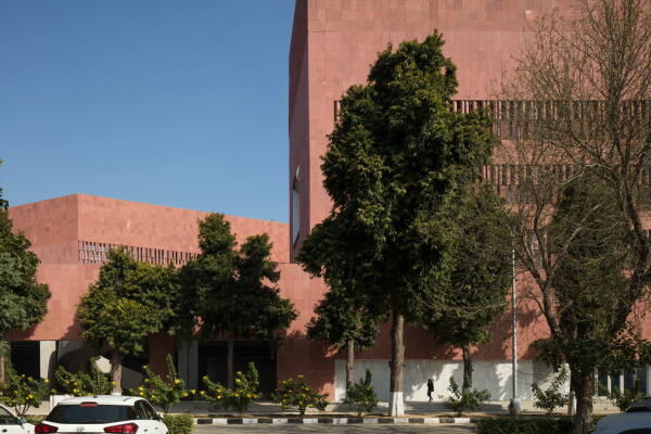 Lernzentrum von McCullough Mulvin Architects in Patiala