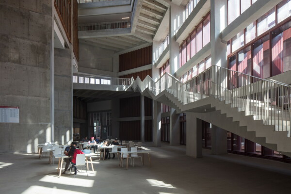 Lernzentrum von McCullough Mulvin Architects in Patiala