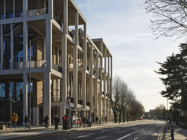 Mies van der Rohe Award 2022:  Town House in London von Grafton Architects