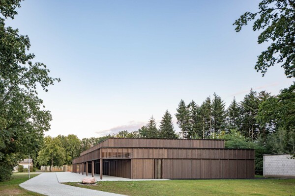 Nominiert in der Kategorie Fgung: Kulturhalle Schaidt in Wrth am Rhein von AV1 Architekten (Kaiserslautern)