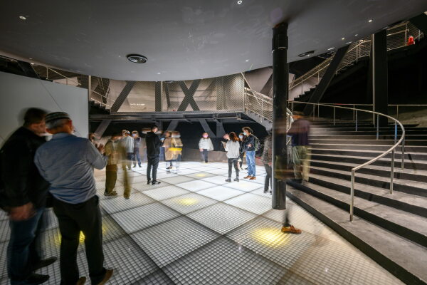 OMA stellen Theater in Taiwan fertig