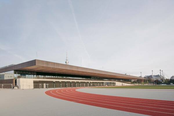 Sportfakultät in München von Dietrich Untertrifaller Architekten
