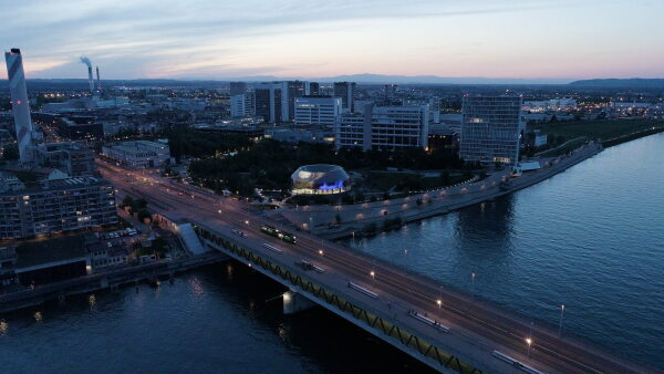 Ausstellungspavillon in Basel von AMDL Circle