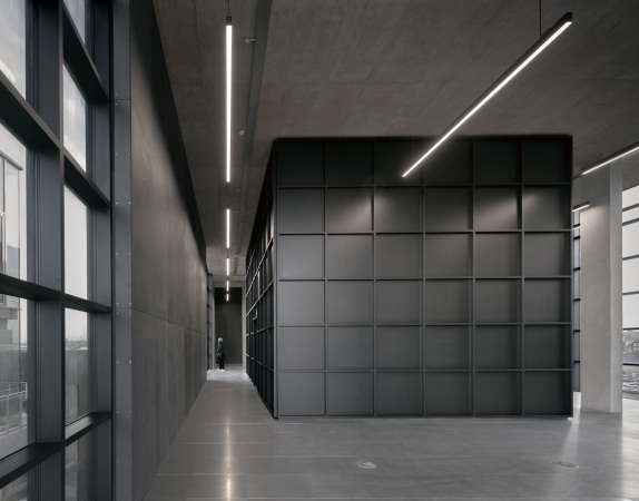 Zwei Ateliergebäude im Londoner Design District von Barozzi Veiga