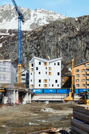Apartmenthaus von OOS in Andermatt