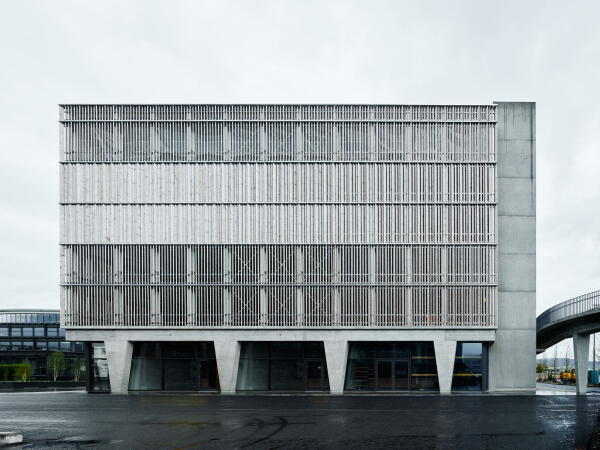 Hosoya Schaefer: Mobility Hub in Zug