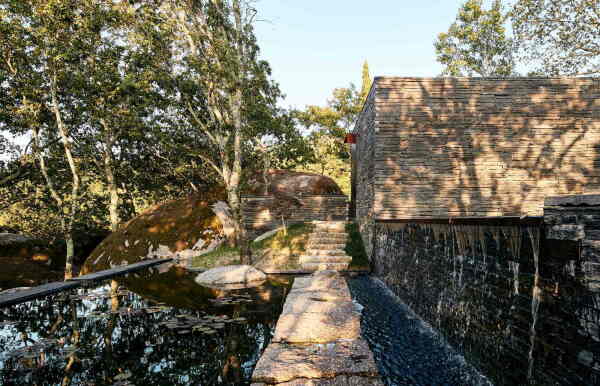 Private Kapelle und Meditationsraum von Studio Nicolas Burns