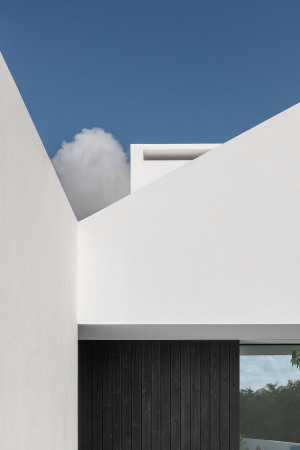 Wohnhaus in Portugal von NU.MA architects