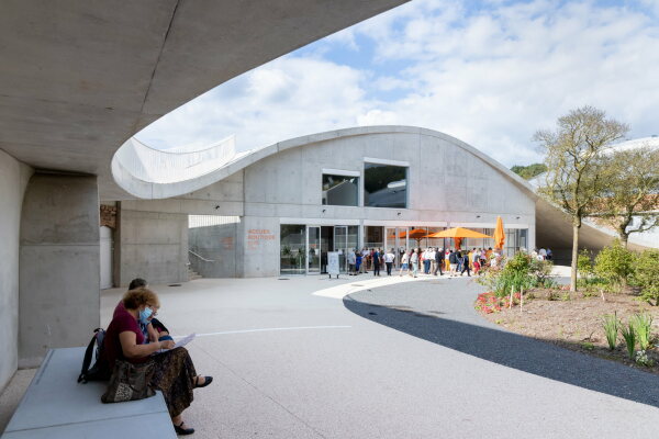 Glaskunstzentrum in Meisenthal von SOIL und Freaks