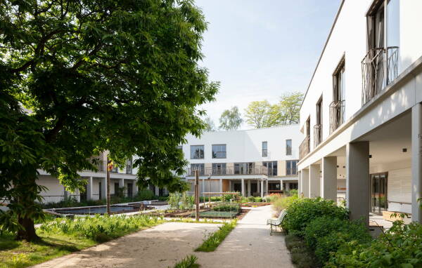 Pflegeheim in Machelen von Korteknie Stuhlmacher Architecten, 201117