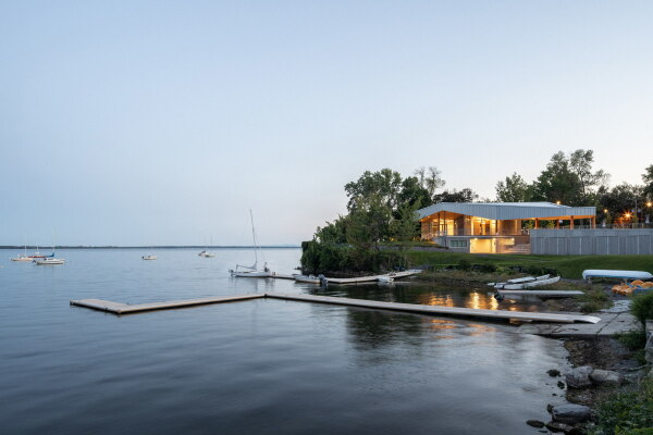 Gemeindezentrum in Pointe-Claire von ADHOC und Prisme