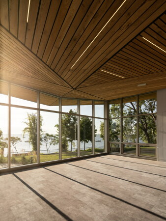 Gemeindezentrum in Pointe-Claire von ADHOC und Prisme