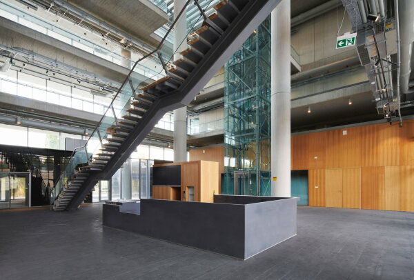 Universit�tsgeb�ude von Emre Arolat in Ankara