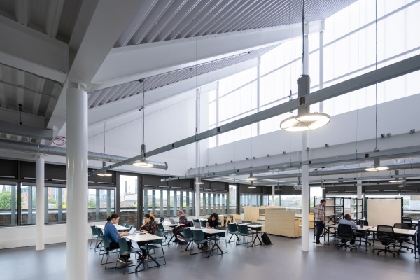 Universittsgebude in London von Herzog & de Meuron