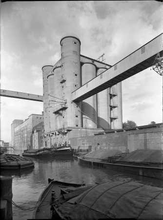 Silo Westlicher Bahnhofskanal, Ingenieur: W. Buchholz in der Beton- und Monierbau AG, 1935/37
