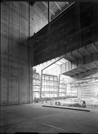 Lrmschutzhalle der Lufthansa-Werft des Bros Dorsch-Gehrmann und des Amts fr Ingenieurwesen (Stand der Rohbauarbeiten im September 1960), 196062