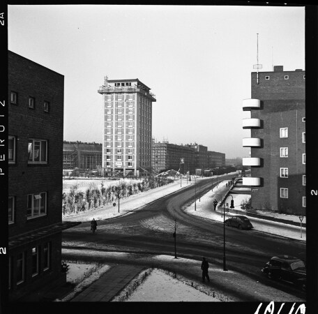 Hochhaus Habichtsplatz, Entwurfsbro der Neuen Heimat (Richard Knerlich), Baufirma: Gleitschnellbau GmbH, 1953/54