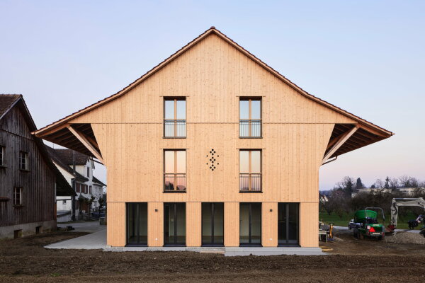 Mehrfamilienhaus im Thurgau von Lukas Imhof Architektur