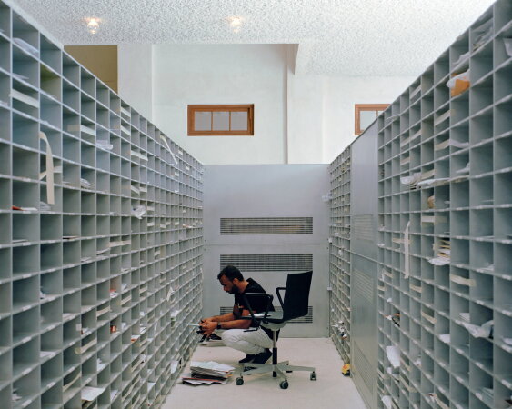 Postamt in Bahrain von Studio Anne Holtrop