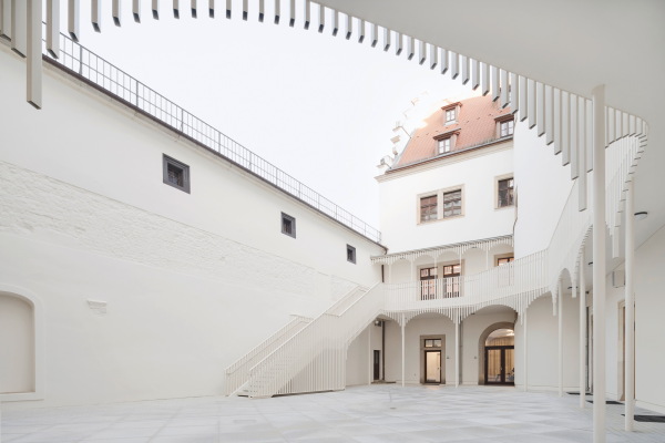 Sanierung und Umstrukturierung von Alexander Poetzsch Architekten