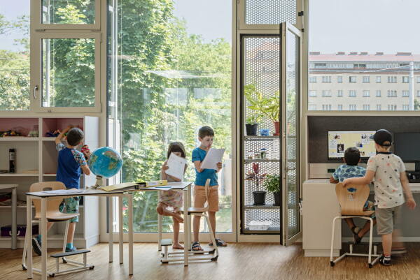 Grund- und Berufsschule in Wien von PPAG architects