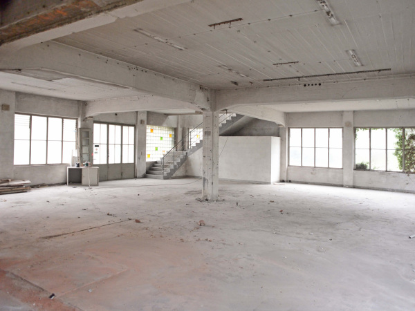 Entkernte Produktionshalle 2017