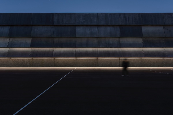 Gemeindesporthalle bei Zagreb von NOP Studio