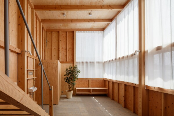 Einfamilienhaus in Toyota von Nori Architects
