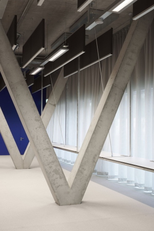 Unigebude in Leverkusen von augustinundfrank/winkler