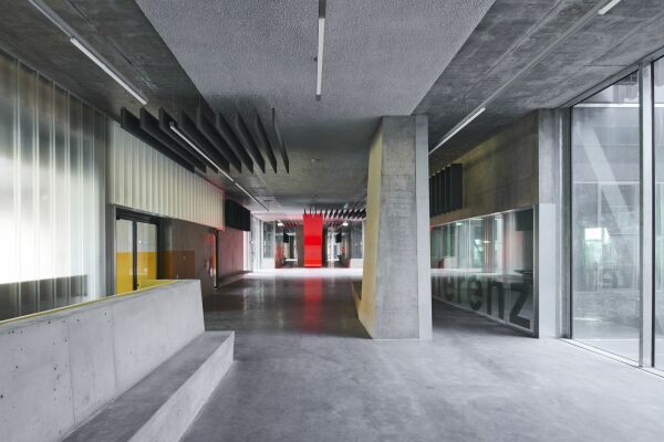 Unigeb�ude in Leverkusen von augustinundfrank/winkler