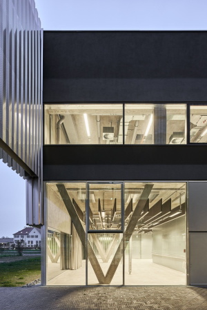 Unigeb�ude in Leverkusen von augustinundfrank/winkler