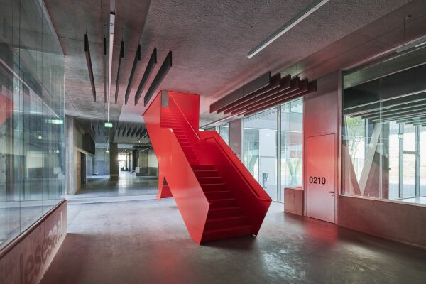 Unigeb�ude in Leverkusen von augustinundfrank/winkler