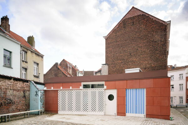 Jugendzentrum von Carton123 in Br�ssel