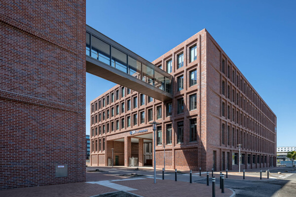 Investitionsbank von heinlewischer