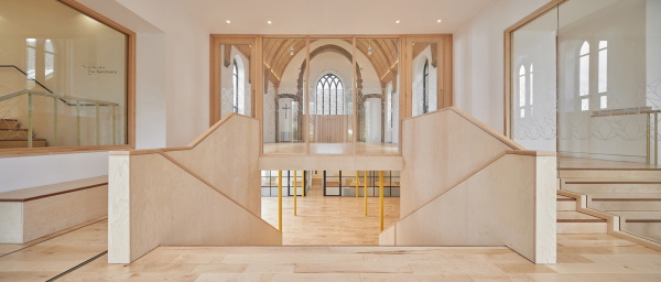 Gemeindezentrum in Edinburgh von Konishi Gaffney Architects