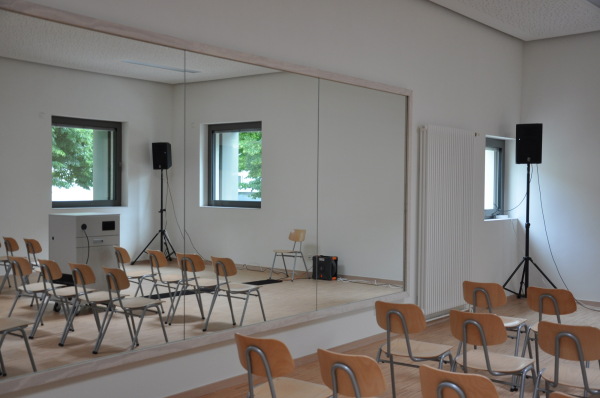 Jugendzentrum in Berlin von Gruber + Popp Architekt:innen