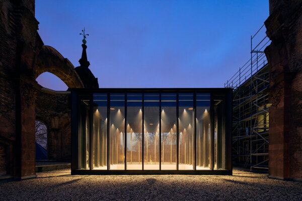 Jugendkirche in Dresden von Code Unique