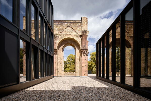 Jugendkirche in Dresden von Code Unique