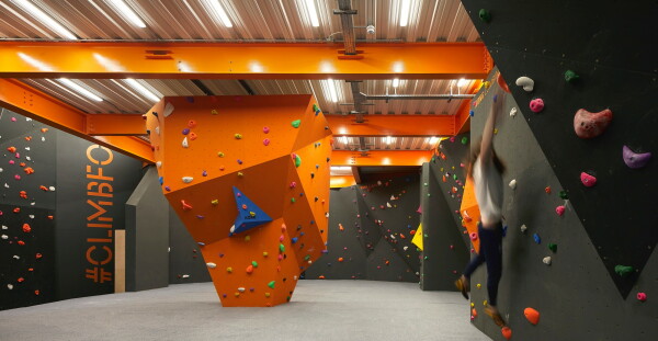 Indoor-Skateanlage in Folkestone von Hollaway Studio