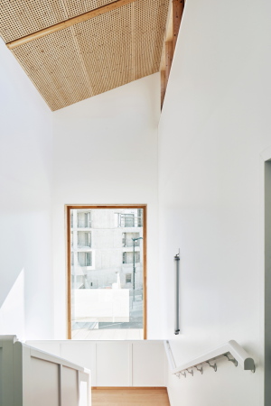 Gemeindezentrum in Paris von Guillaume Ramillien Architecture