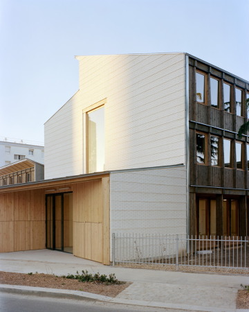 Gemeindezentrum in Paris von Guillaume Ramillien Architecture